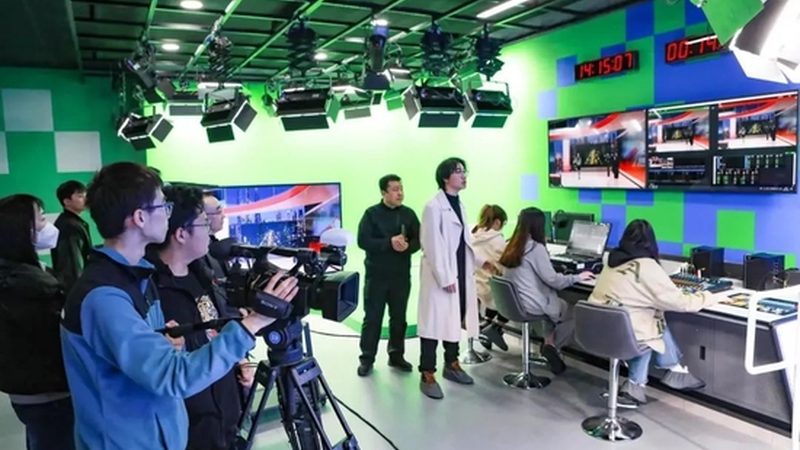 代运营短视频与自运营长期效果对比