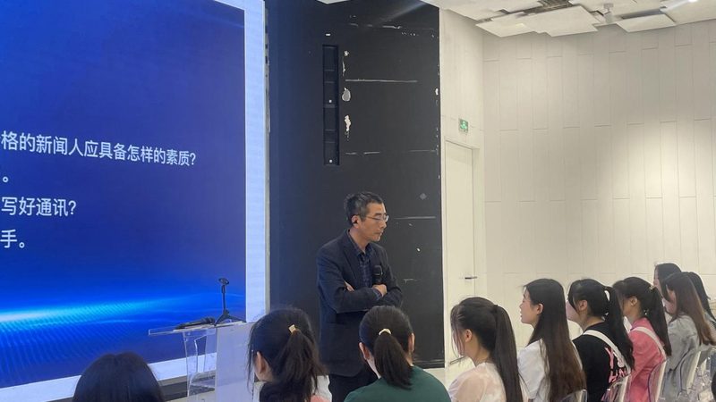 短视频运镜入门：新手如何快速掌握技巧**